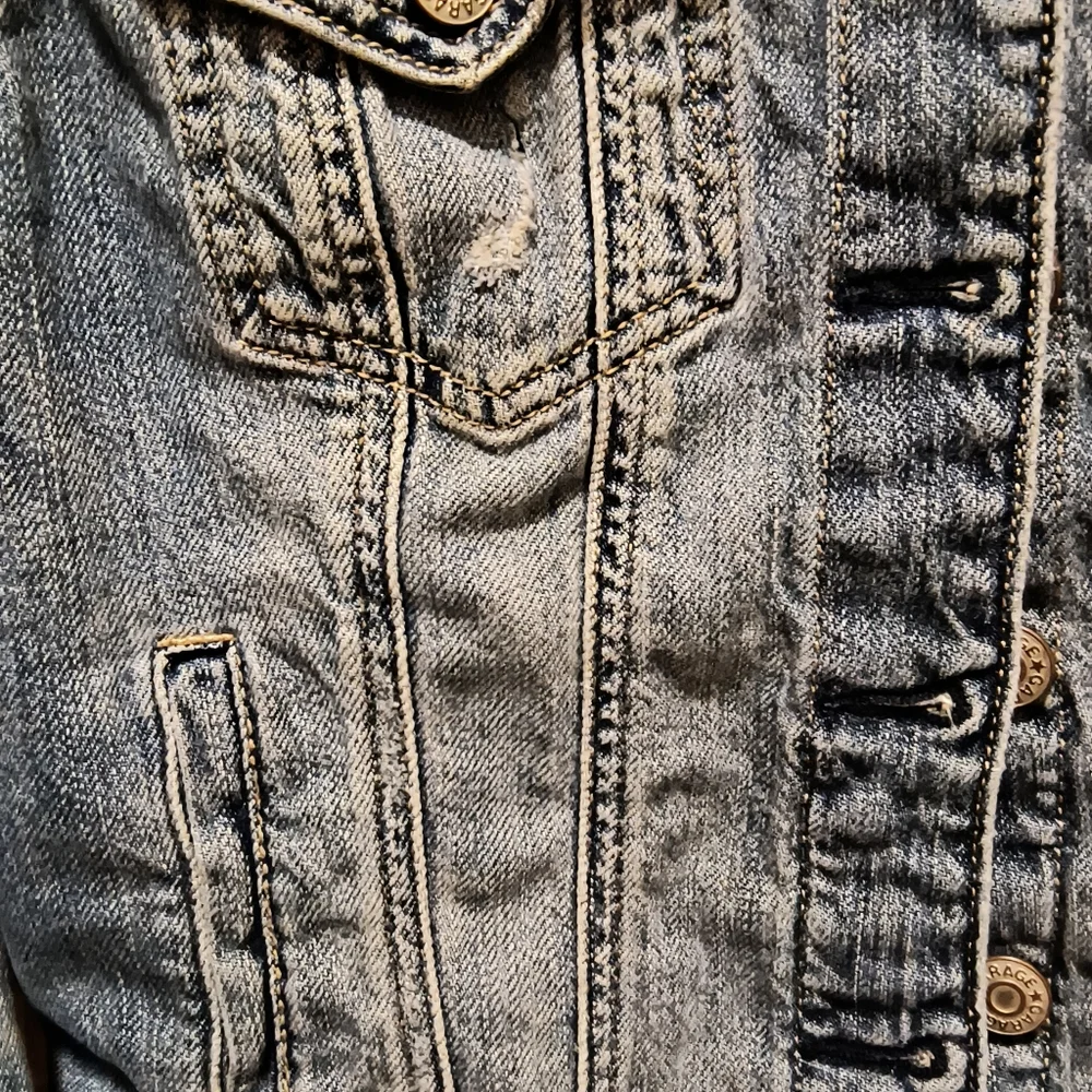 Jacket - Picture 3 of 7